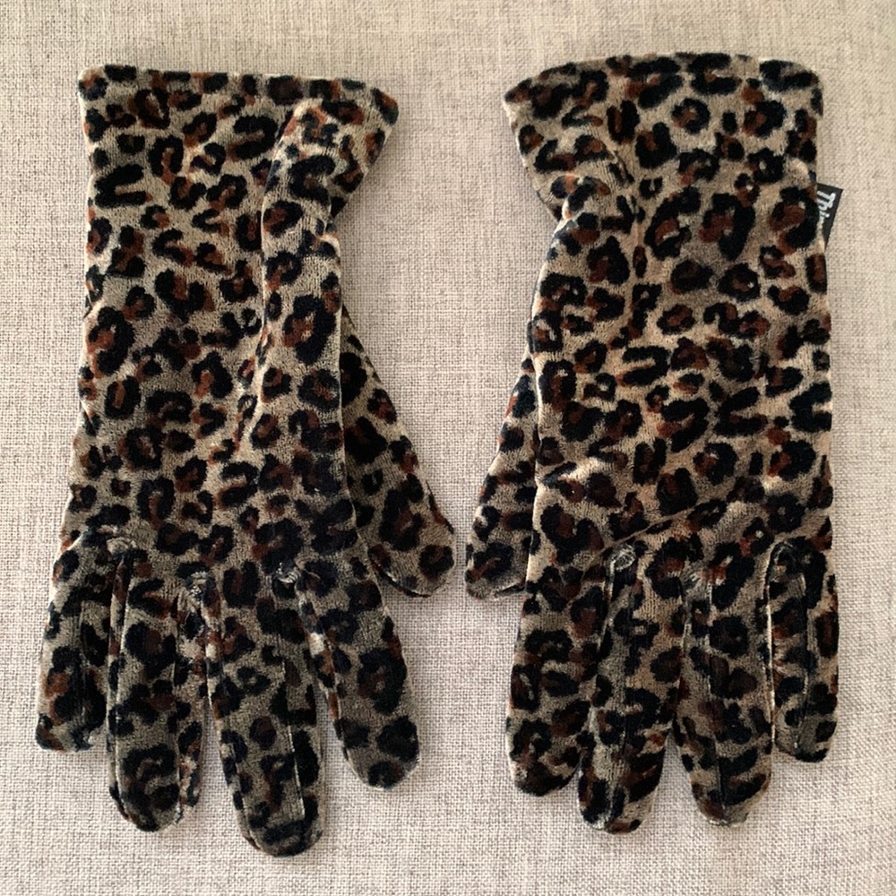 Leopard velvet gloves